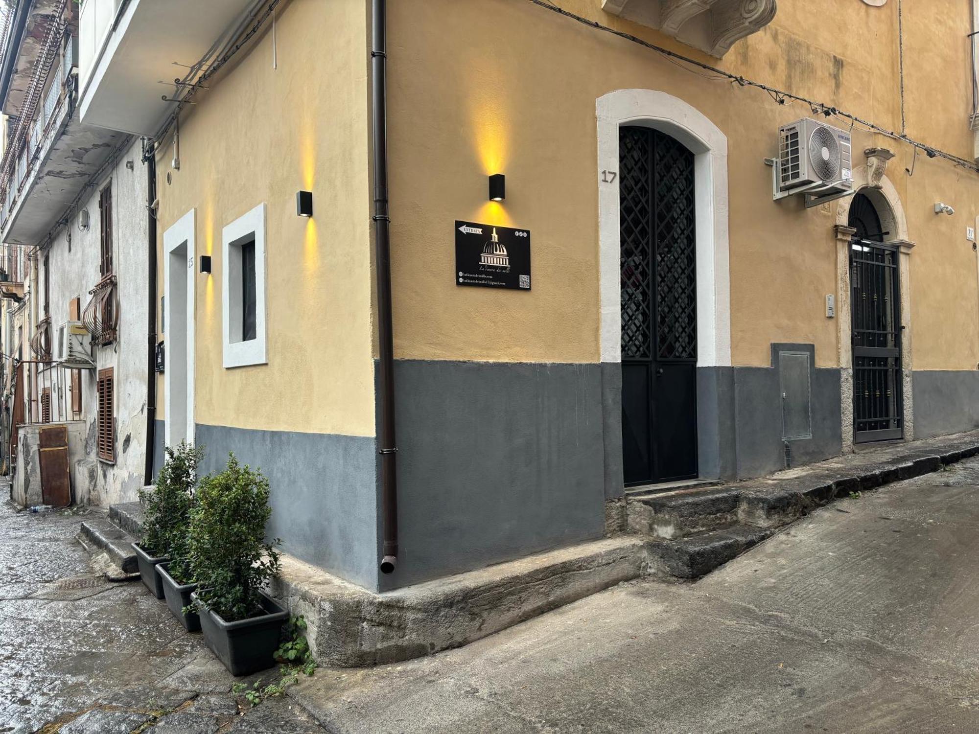 La Dimora Dei Mille Villa Catania Esterno foto